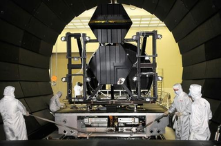 Illustration for article titled The Incredible Mirrors of the James Webb Space Telescope